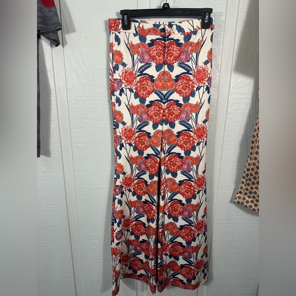 Jealous Tomato Floral Boot Cut Flare Leg Pants Size Small EUC